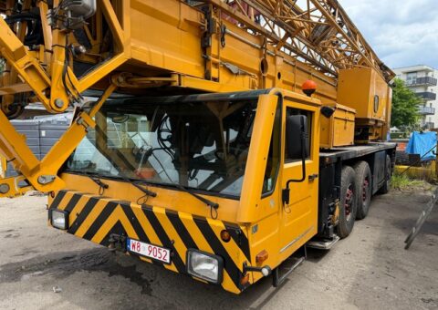 Mobilny żuraw wieżowy 33 metry